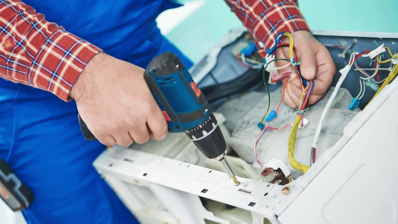 Bayraklı Profilo Profilo çamaşır makinesi kart tamiri – Su almama arızası orijinal parça ile giderildi. - Teknik servis örneği